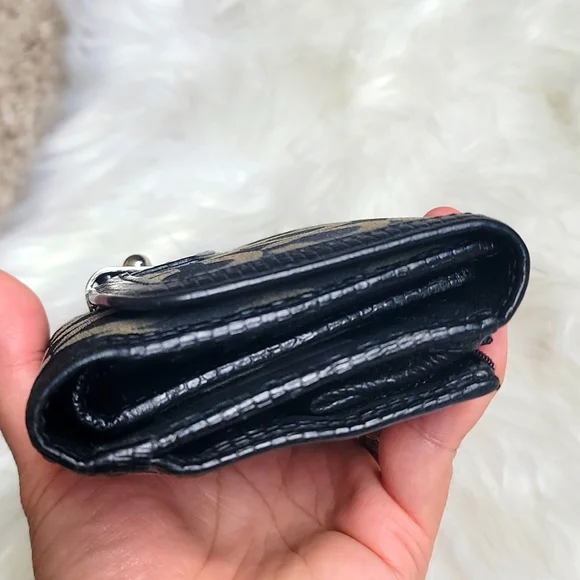 COACH - Picture 11 of 14